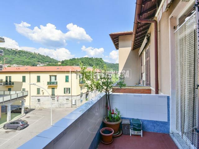 Appartamento in vendita di 110 m² in Via Castelletti