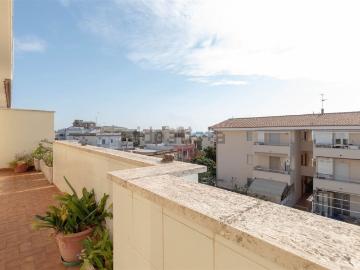 Appartamento in vendita di 110 m² in Via Celeno, 6