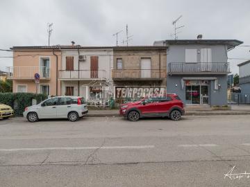Appartamento in vendita di 110 m² in Via Cervese, 1228