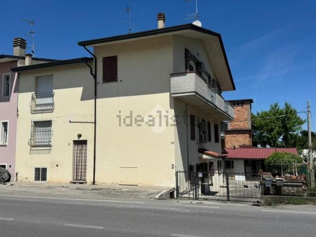Appartamento in vendita di 110 m² in Via Cesenatico, 1213