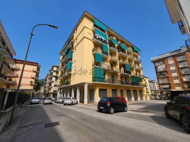 Appartamento in vendita di 110 m² in Via Clemente Tafuri
