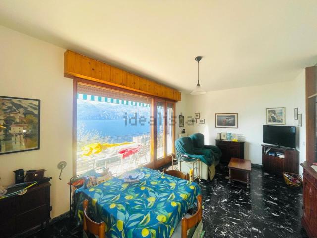 Appartamento in vendita di 110 m² in Via A. Vespucci, 77