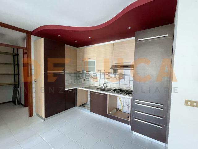 Appartamento in vendita di 110 m² in Via A. Carneo, 13