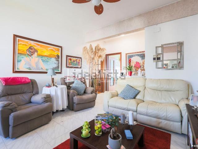 Appartamento in vendita di 110 m² in Via A. Ghisleri