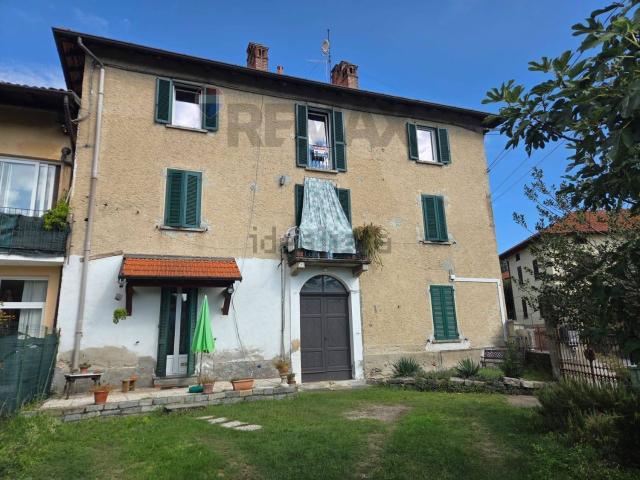 Appartamento in vendita di 110 m² in Via A. M. Visconti, 20