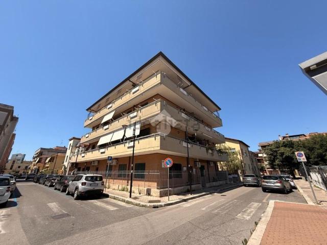 Appartamento in vendita di 110 m² in Via A. Rossetti, 8