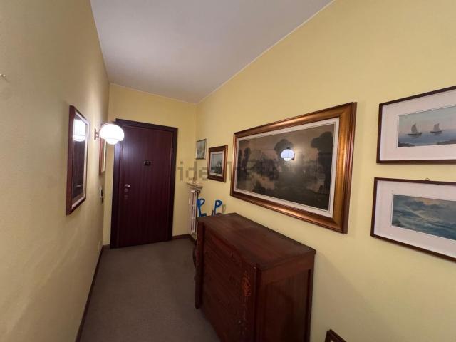 Appartamento in vendita di 110 m² in Via Antonio Canova