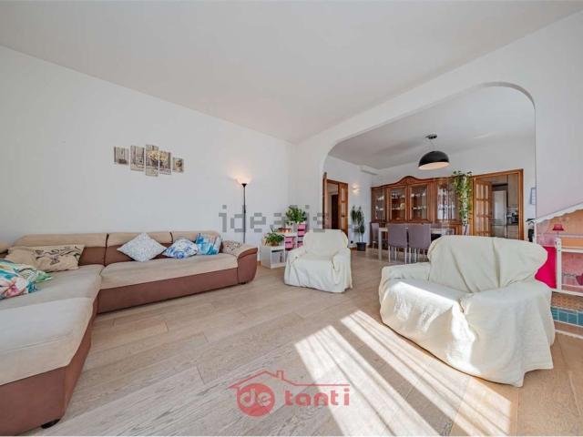 Appartamento in vendita di 110 m² in Via Antonio Stoppani