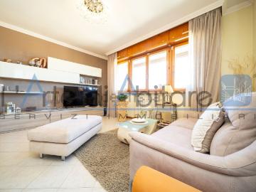 Appartamento in vendita di 110 m² in Via Angelo Morigi