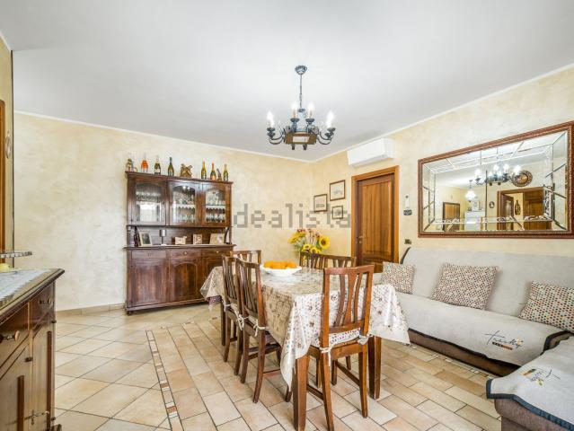 Appartamento in vendita di 110 m² in Via Aosta