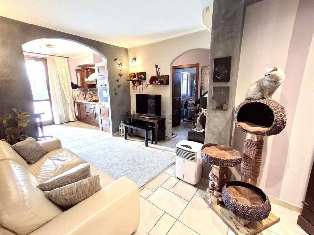 Appartamento in vendita di 110 m² in Via Adamello, 36