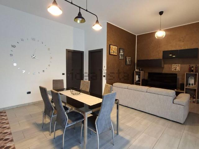 Appartamento in vendita di 110 m² in Via Alcide de Gasperi