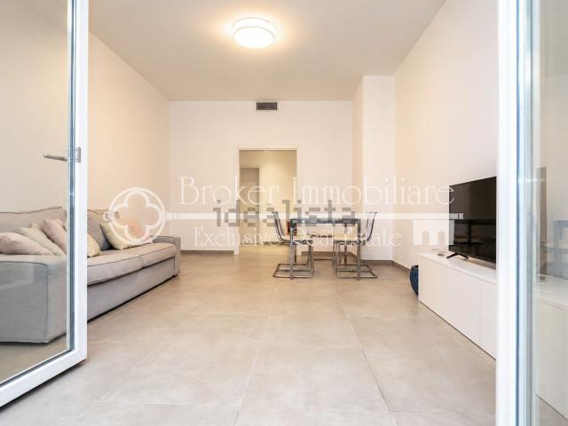 Appartamento in vendita di 110 m² in Via Alessandro Manzoni