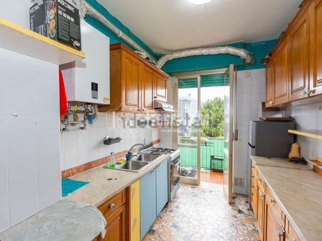 Appartamento in vendita di 110 m² in Via Alessandro Manzoni, 24