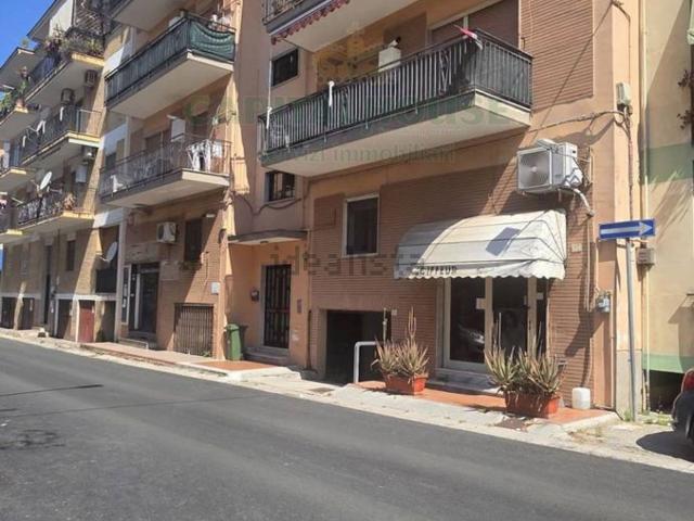 Appartamento in vendita di 110 m² in Via Alessandro Manzoni, 63