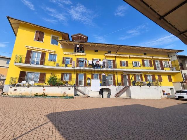 Appartamento in vendita di 110 m² in Via Aporti