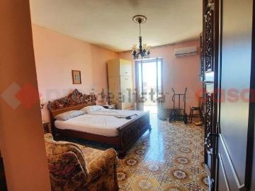 Appartamento in vendita di 110 m² in Via Ara dei Santi, 35