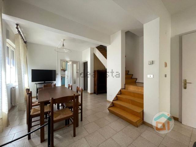 Appartamento in vendita di 110 m² in Via Aris, 40