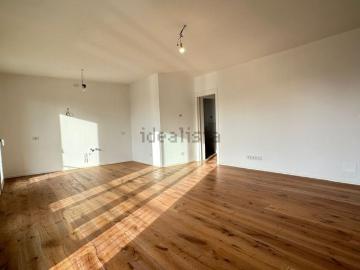 Appartamento in vendita di 110 m² in Via Botteniga