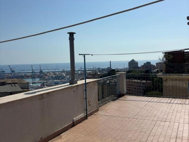 Appartamento in vendita di 110 m² in Via Bologna, 39