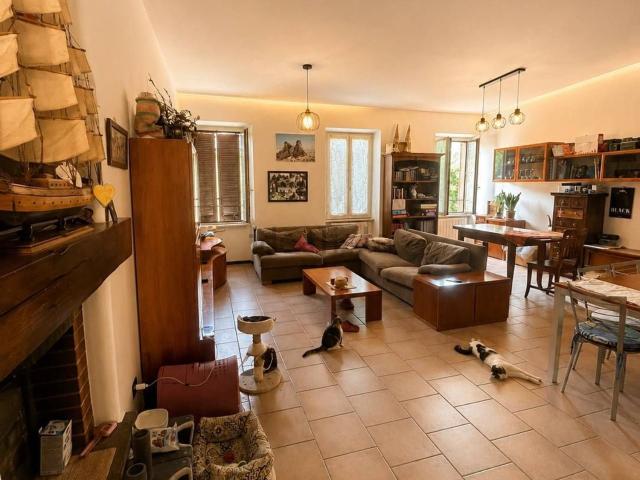 Appartamento in vendita di 110 m² in Via Badia