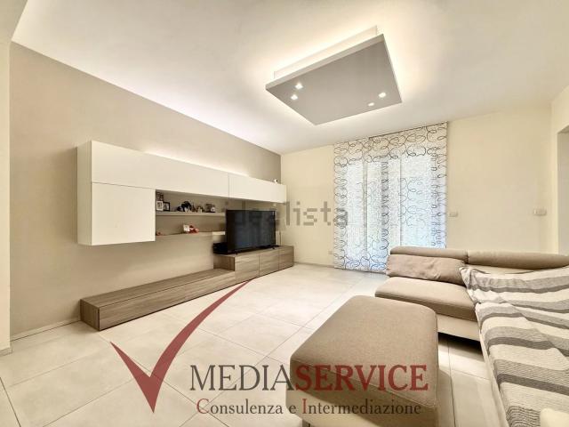 Appartamento in vendita di 110 m² in Via Bartolomeo Prieri, 1