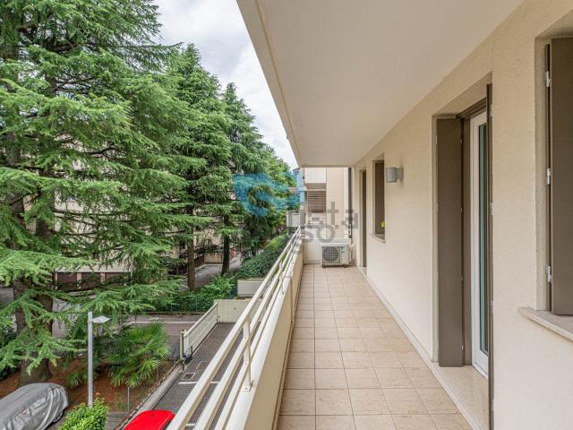 Appartamento in vendita di 110 m² in Via Bernardino Tomitano