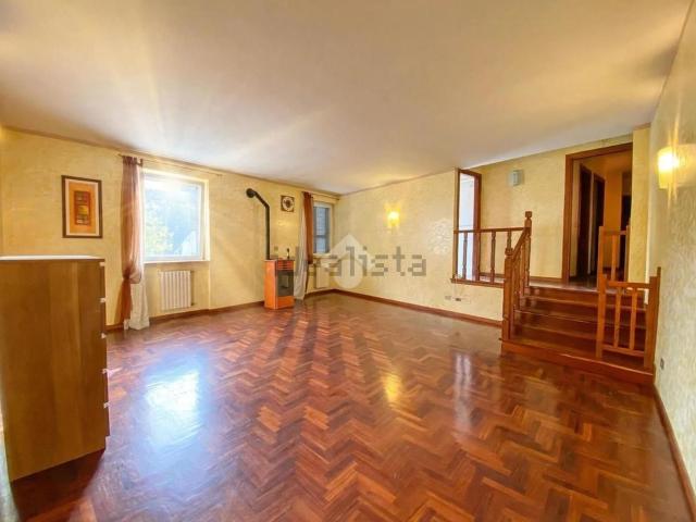 Appartamento in vendita di 110 m² in Via Bersani, 7