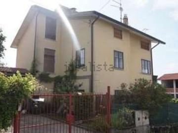 Appartamento in vendita di 110 m² in Via Bugano, 70