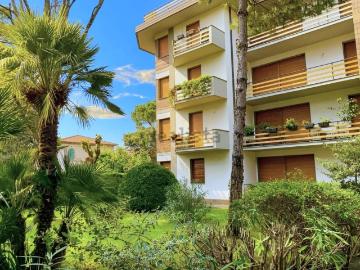Appartamento in vendita di 110 m² in Via G. Carducci, 18