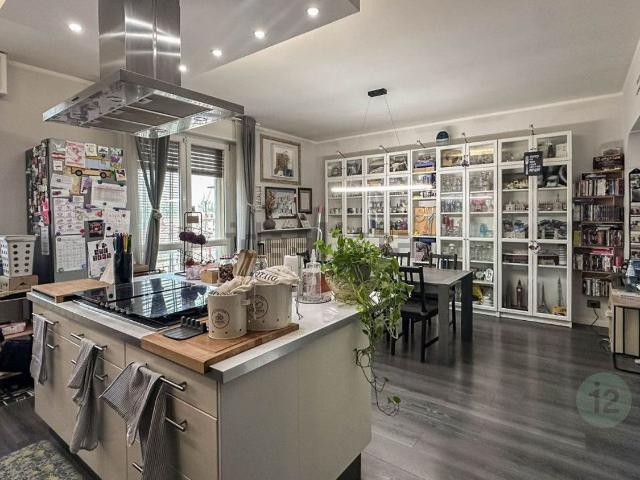 Appartamento in vendita di 110 m² in Via G. e San Caboto, 48