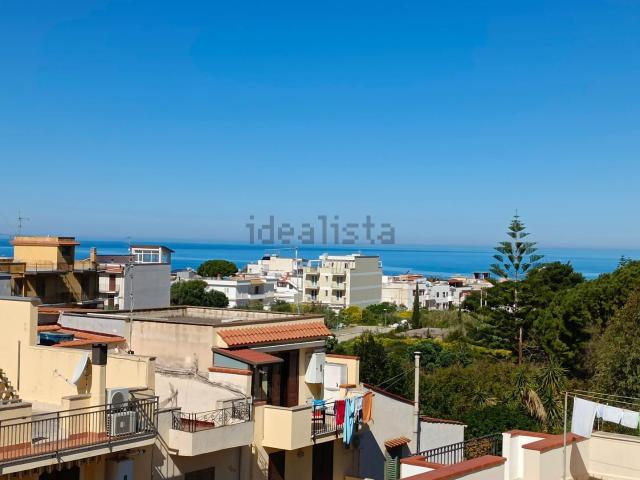 Appartamento in vendita di 110 m² in Via G. Matteotti, 105