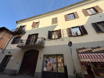 Appartamento in vendita di 110 m² in Via Gardezzana, 10
