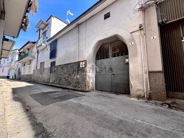 Appartamento in vendita di 110 m² in Via Generale Tellini, 6