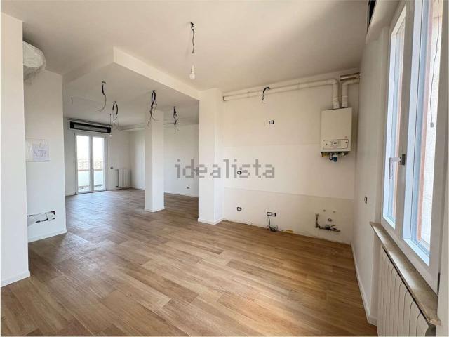 Appartamento in vendita di 110 m² in Via Genova