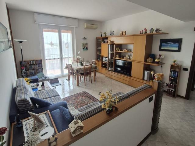 Appartamento in vendita di 110 m² in Via Ghisolfa