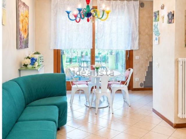 Appartamento in vendita di 110 m² in Via Ghirada