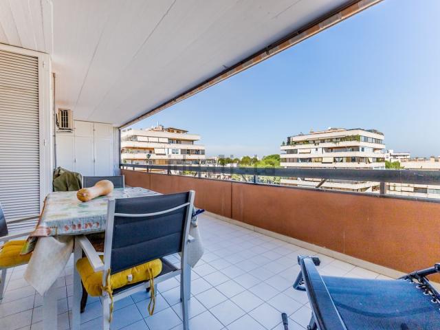 Appartamento in vendita di 110 m² in Via Giuseppe Berto
