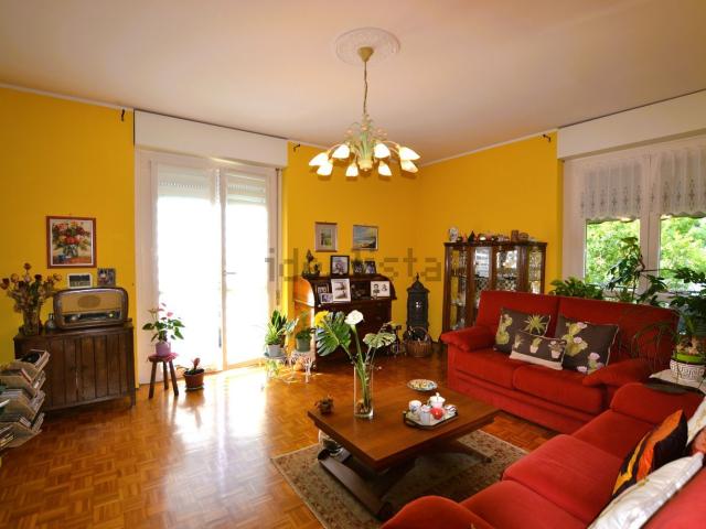 Appartamento in vendita di 110 m² in Via Giuseppe Garibaldi, 184