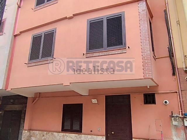 Appartamento in vendita di 110 m² in Via Giuseppe Musone