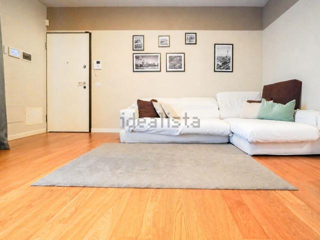 Appartamento in vendita di 110 m² in Via Giuseppe Parini