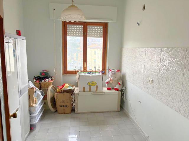 Appartamento in vendita di 110 m² in Via Giacomo Leopardi, 1