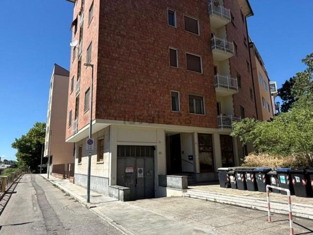 Appartamento in vendita di 110 m² in Via Giacomo Matteotti, 2