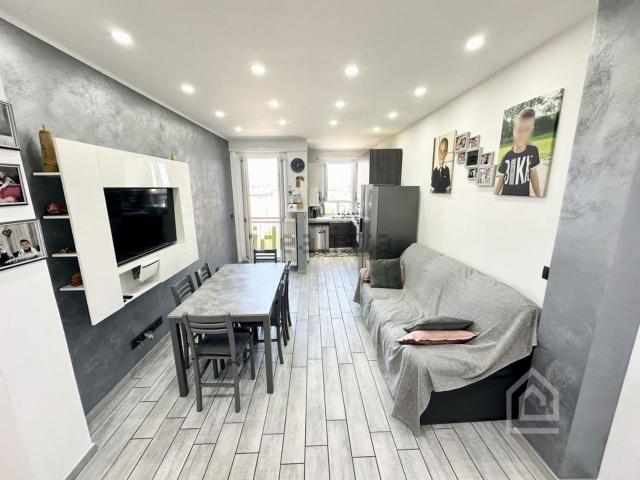Appartamento in vendita di 110 m² in Via Gian A. Momo, 29