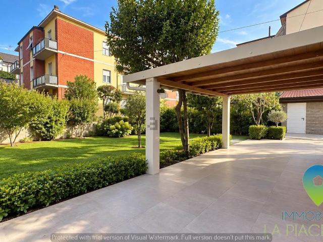 Appartamento in vendita di 110 m² in Via Gian Carlo Pizzi, 12