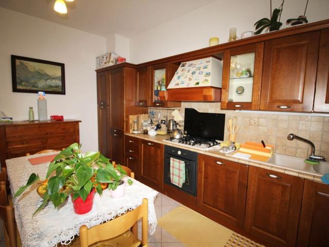 Appartamento in vendita di 110 m² in Via Giosuè Carducci