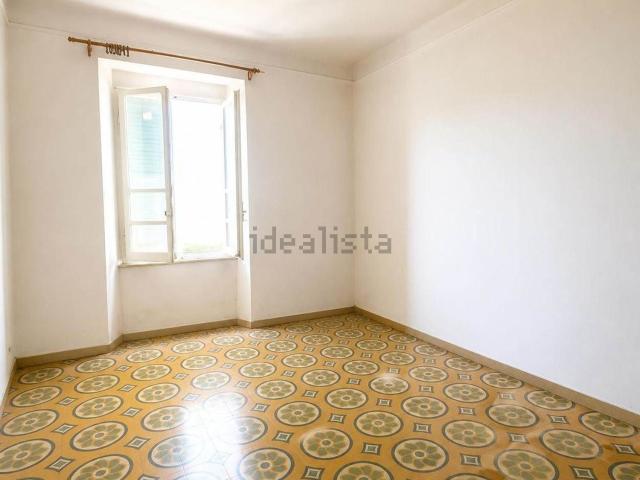 Appartamento in vendita di 110 m² in Via Giosuè Carducci