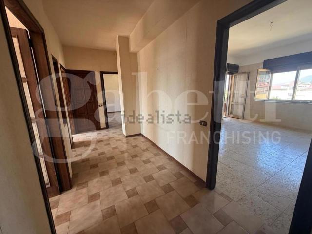 Appartamento in vendita di 110 m² in Via Giorgio la Pira, 6