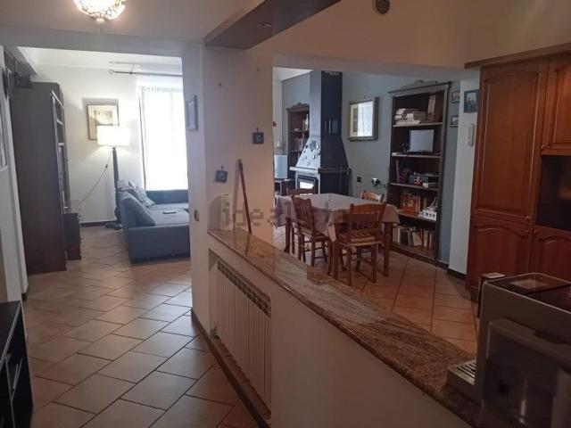 Appartamento in vendita di 110 m² in Via Giovanni Amendola, 38