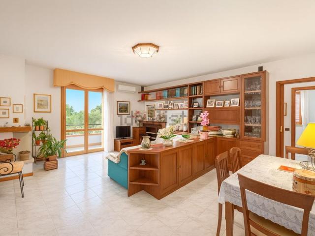 Appartamento in vendita di 110 m² in Via Giovanni da Verrazzano